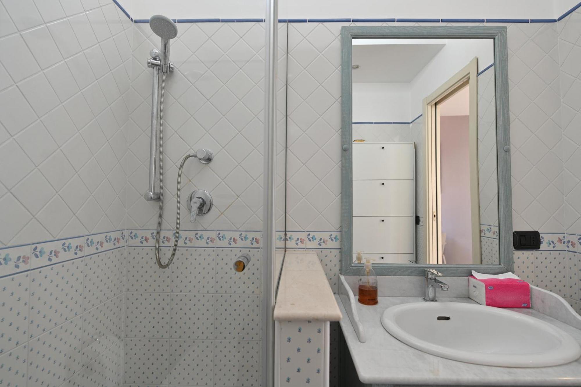 Terrazza128 Apartment Бари Екстериор снимка